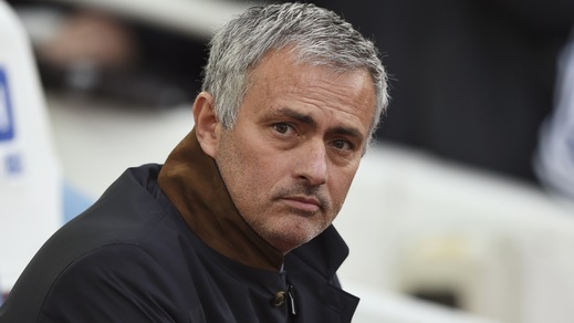 «Mou, contatti con Psg e Inter. Il Chelsea si muove per i sostituti»