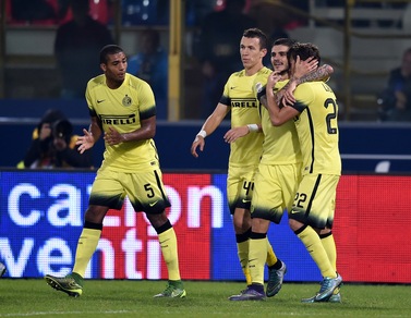 Bologna-Inter 0-1 decide Icardi. Espulsi Melo e Mancini