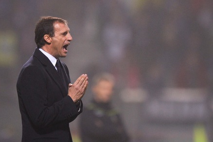 La Juve va in ritiro. Allegri: «Così non va»