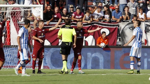Bari, arbitra Ripa. Avellino, c'è Di Paolo