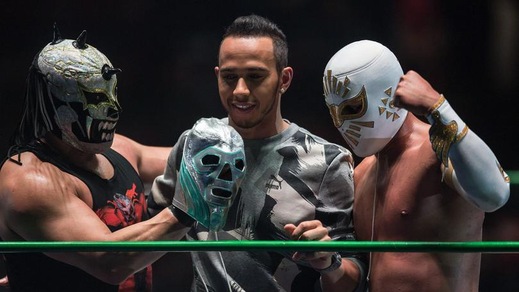 F1 Mercedes, Hamilton vince anche sul ring