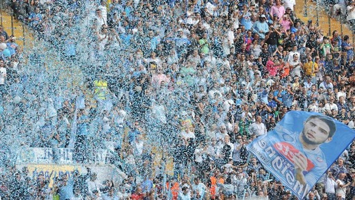 Tormentone "Un giorno all'improvviso": le curve italiane cantano i Righeira