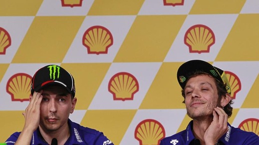 MotoGp, Valencia: la sfida Rossi - Lorenzo si accende in quota