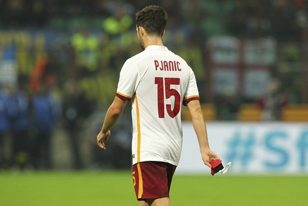 Pjanic espulso, salta pure la Lazio