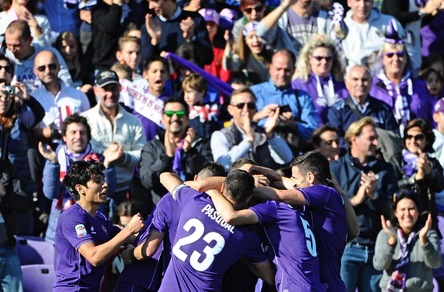 Fiorentina-Frosinone 4-1, viola show, Sousa torna in testa