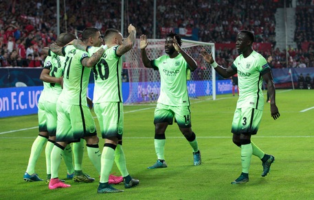 Risultati Champions League, Real Madrid e City volano agli ottavi