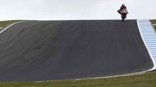 MotoGp, debutto in pista per la KTM RC16