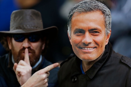 Premier League, Ranieri in vetta. Mou squalificato, ancora ko