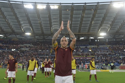 Nainggolan: «Roma, che emozione la fascia di capitano»