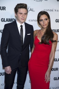Victoria Beckham sul red carpet: ha un nuovo accompagnatore