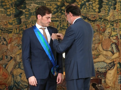 Spagna, Iker Casillas riceve la Gran Croce dell'Ordine Reale