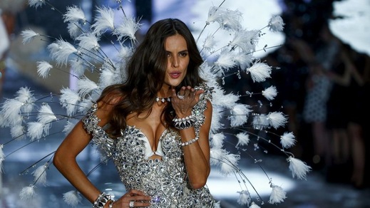 Sexy show di Victoria's Secret: gli angeli sempre più hot