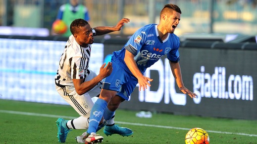 Juve, l'obiettivo: rinnovo con Evra