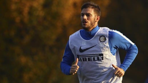 Calciomercato Inter, Santon, altro addio? Avanza l'idea West Ham