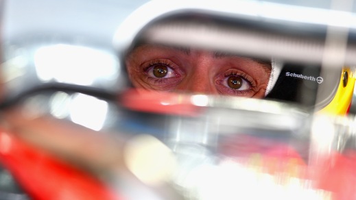 Attentati Parigi, Alonso: «Sono scioccato»