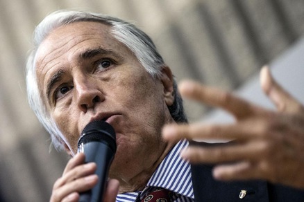 Attentati di Parigi, Malagò: «Lo sport vada avanti»