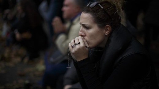 Parigi, lettera del vedovo: «Voi siete anime morte, non avrete il mio odio»