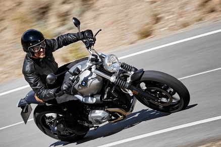 Eicma 2015: BMW NineT Scrambler, la modaiola