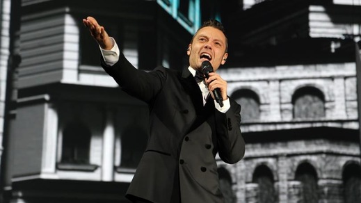 Tiziano Ferro torna live nei palazzetti