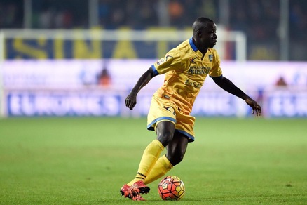 Calciomercato Crotone, obiettivo Chibsah per la mediana