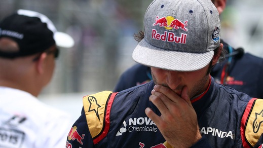 F1 Toro Rosso, Sainz: «Troppi ritiri, penso alla prossima stagione»