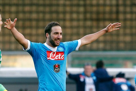 Europa League, Napoli: Higuain e Reina non convocati per Bruges