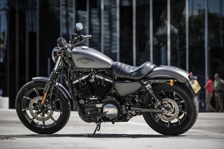 EICMA 2015: Harley-Davidson Sportster, più comfort sulla Iron 883