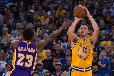 Nba, Golden State da record: 16 vittorie di seguito