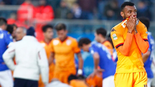 Serie B Cagliari, Dessena infortunio terribile: frattura di tibia e perone