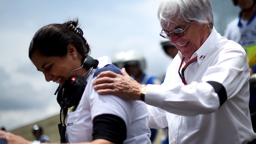 F1, Ecclestone: «Bella una sfida Rossi-Marquez a quattro ruote»