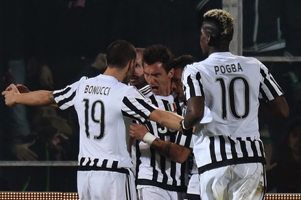 Serie A, Palermo-Juventus 0-3: sblocca Mandzukic, poi Sturaro e Zaza