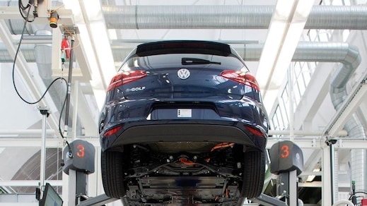 Mercato auto, novembre sprint a +23,5%