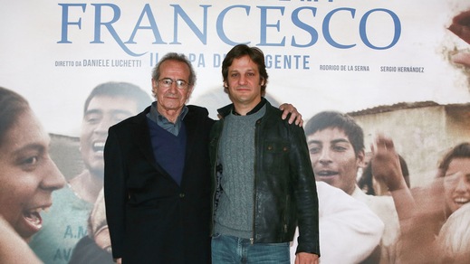 "Chiamatemi Francesco", un giovane Bergoglio al cinema