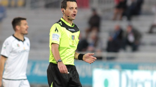 Serie B, Bari, dirige Serra. Salernitana a Saia