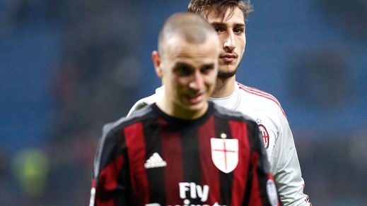 Serie A Milan, lesione Antonelli: assente contro il Carpi