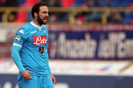 Serie A, Bologna-Napoli 3-2: non basta un super Higuain