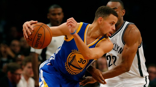 Nba, Curry inarrestabile e Golden State fa 22: anche Toronto ko