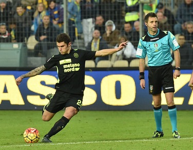 Calciomercato, Cagliari e Bologna si contendono Viviani