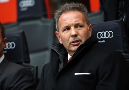 Milan, Mihajlovic sbotta: «Gli arbitri ci danneggiano, ci giochiamo la vita»