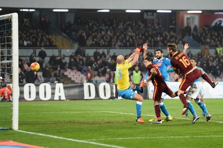 Serie A, Napoli-Roma 0-0 e l'Inter scappa