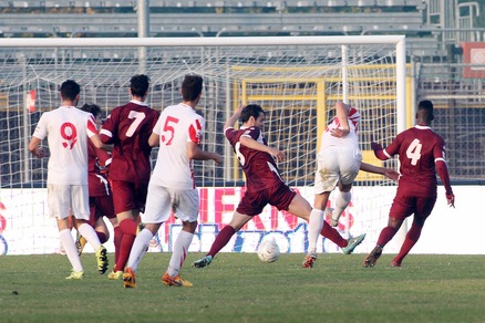 Lega Pro Cittadella, Litteri-gol. Mantova-Cuneo: 2-0