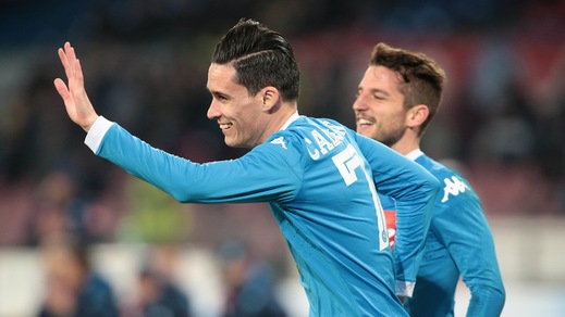 Coppa Italia, Napoli show con il Verona