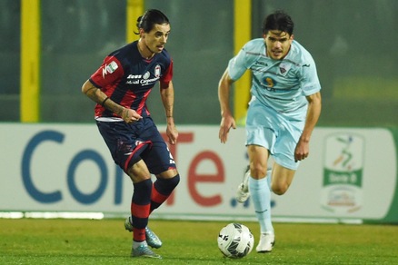 Serie B il Trapani ferma il Crotone. Bari ko in casa col Brescia