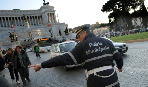 Smog a Roma, blocco totale del traffico il 28 e il 29 dicembre