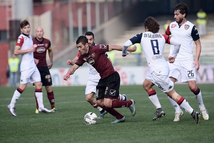 Salernitana-Cagliari 0-2: Tello chiude il match tra contestazioni