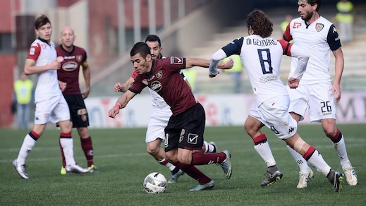 Salernitana-Cagliari 0-2: Tello chiude il match tra contestazioni