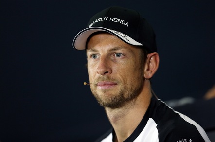 F1, Button: «McLaren può crescere come la Ferrari»