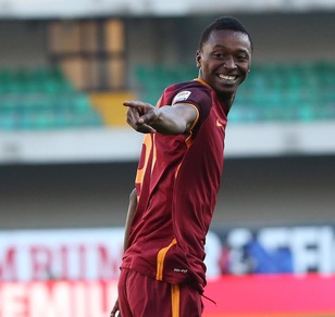 Calciomercato: l’Arsenal piomba su Sadiq. «Roma, vale 16,5 milioni». L’agente: c’è anche il Dortmund