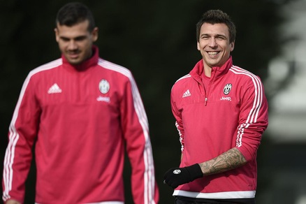 Juve, Mandzukic e Dybala titolari con il Bayern