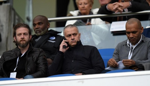 Mourihno cerca casa nel Cheshire, si prepara per il Manchester United